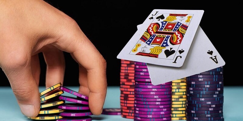 Poker hợp pháp diễn ra với 4 vòng thi đấu